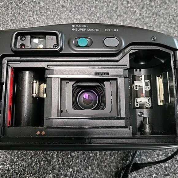 Samsung AF Zoom 1050 35mm Compact Film Autofocus Camera With Case, Works - Picture 6 of 10